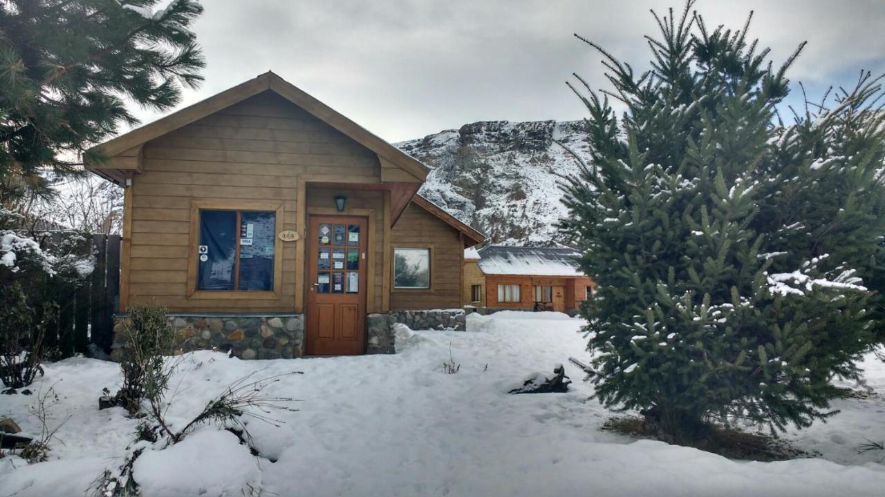 奥斯特拉尔山林小屋酒店 厄尔查尔坦 外观 照片