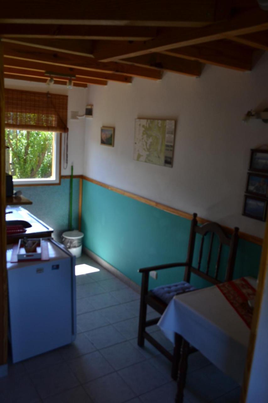 奥斯特拉尔山林小屋酒店 厄尔查尔坦 外观 照片